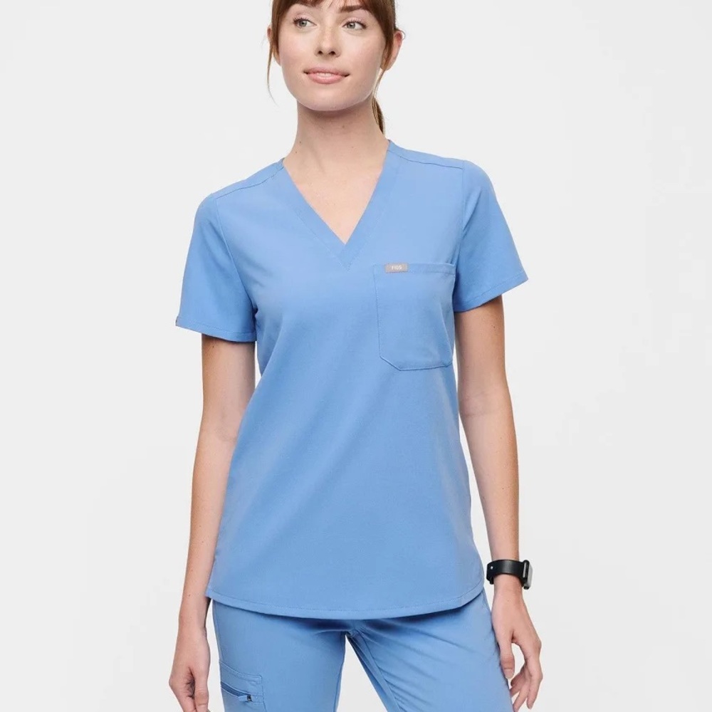 FIGS Women's Ceil Blue Scrub Top & Pants